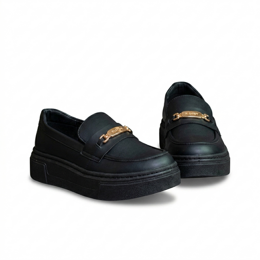 RoyalStep™ – Mocasines Clásicos con Detalle Metálico